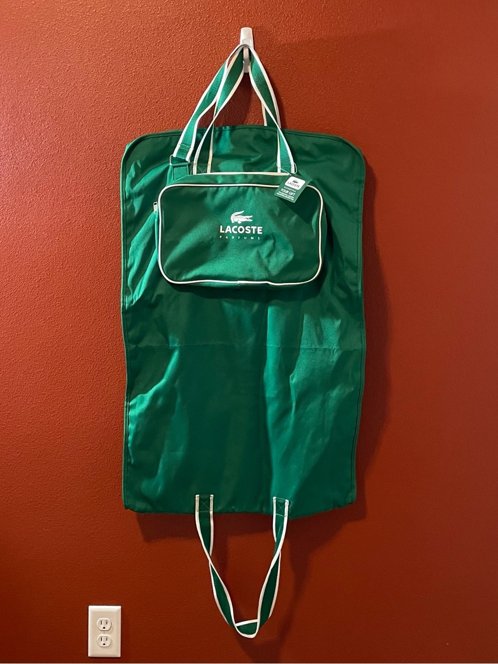 Lacoste Adults NWT Green Parfums Garment Weekender Carry On Duffle Luggage Bag